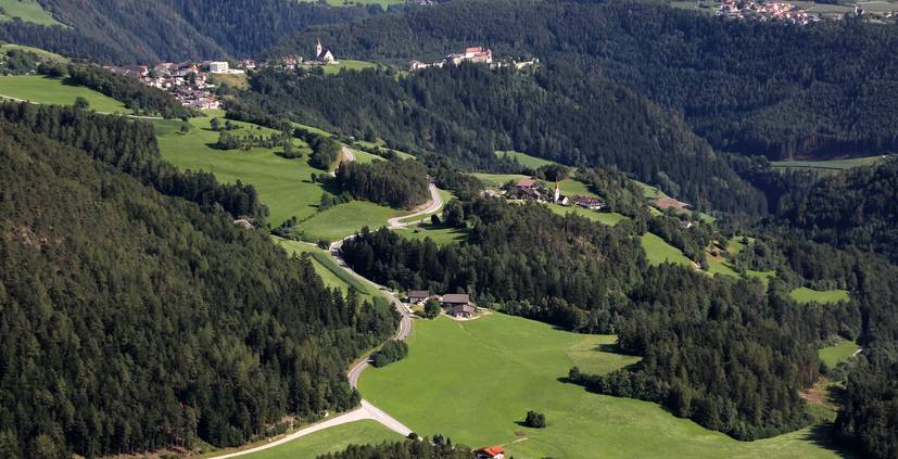 Landschaft Tirol von oben
